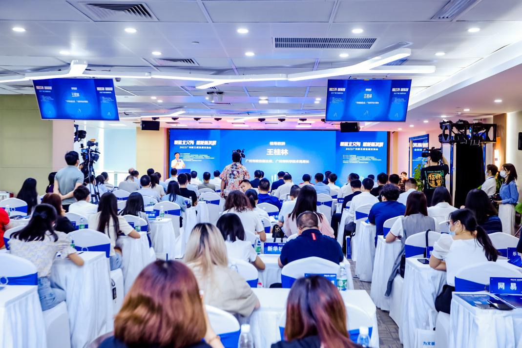 pg����ģ����(�й���)�ٷ���վ