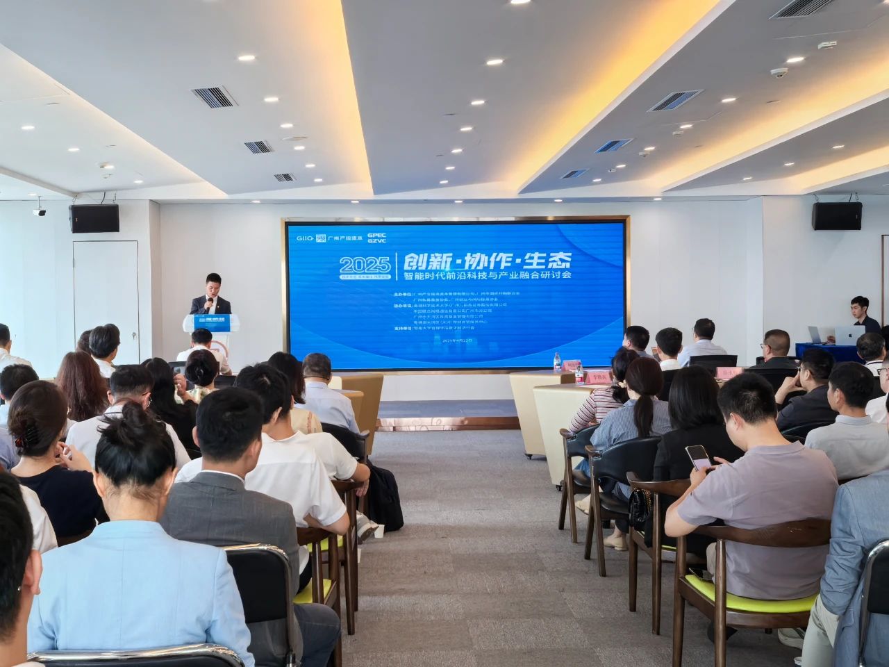 pg����ģ����(�й���)�ٷ���վ